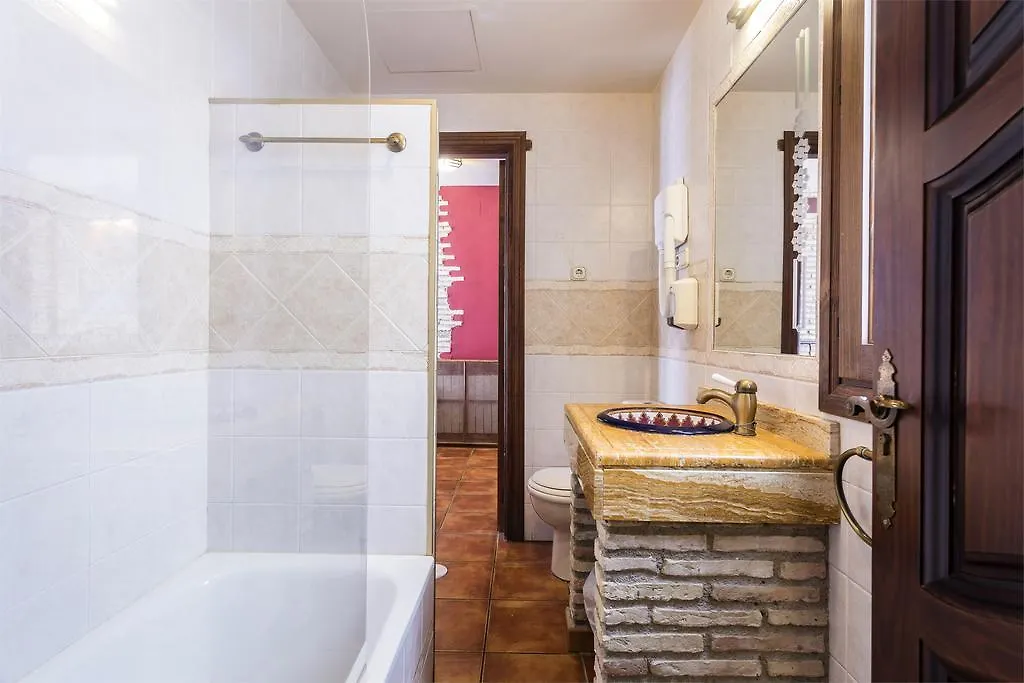 Arte Vida Suites & Spa Гранада